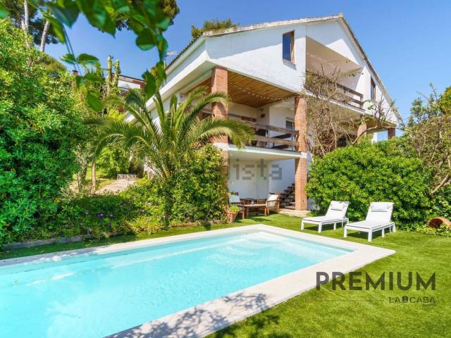 Chalet, Castelldefels
