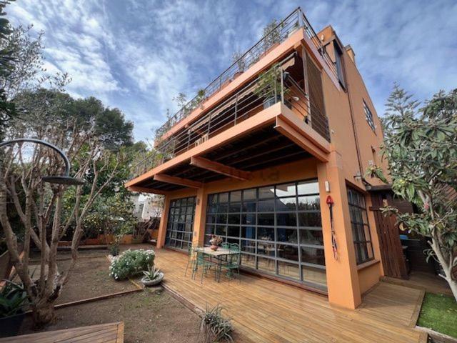 Chalet, Castelldefels