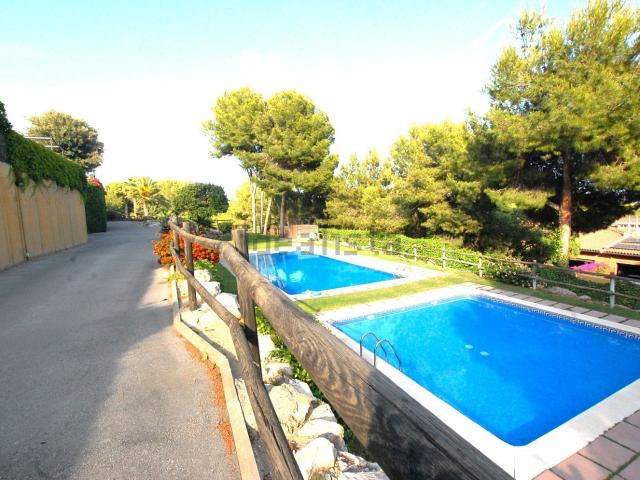 Chalet, Castelldefels