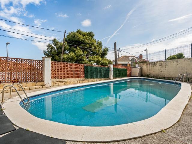 Chalet, Castelldefels