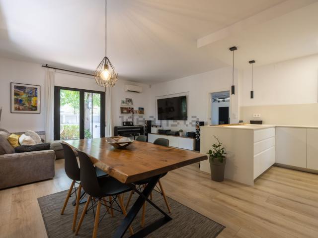 Chalet, Castelldefels