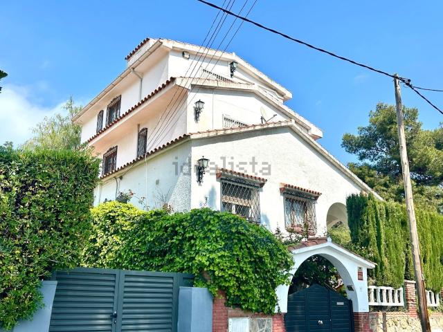 Chalet, Castelldefels