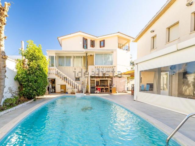 Chalet, Castelldefels