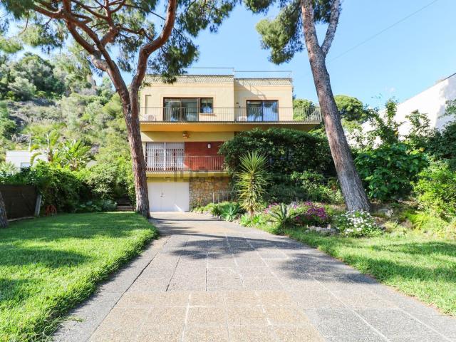 Chalet, Castelldefels