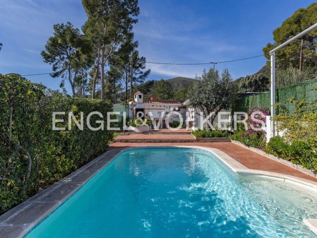 Chalet, Castelldefels