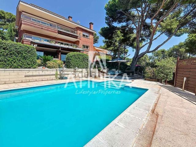 Chalet, Castelldefels