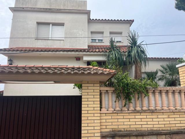 Chalet, Castelldefels