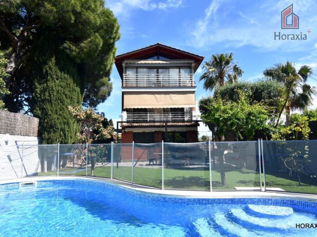 Chalet, Castelldefels