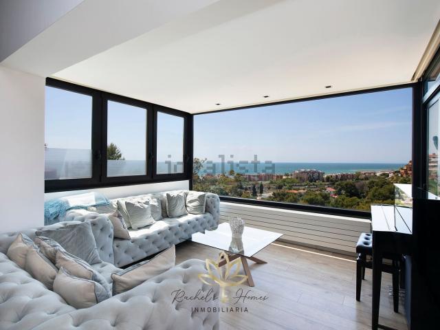 Chalet, Castelldefels