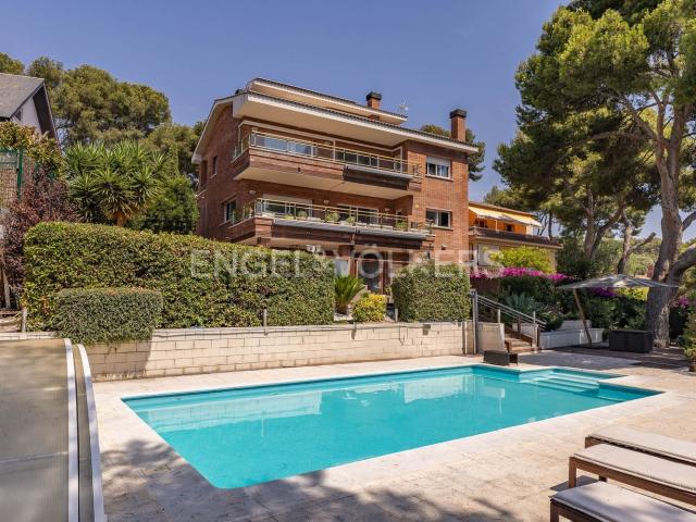 Chalet, Castelldefels