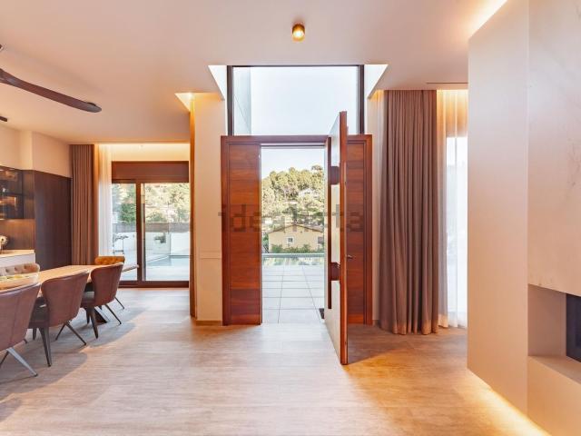 Chalet, Castelldefels