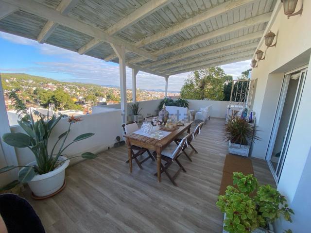 Chalet, Castelldefels