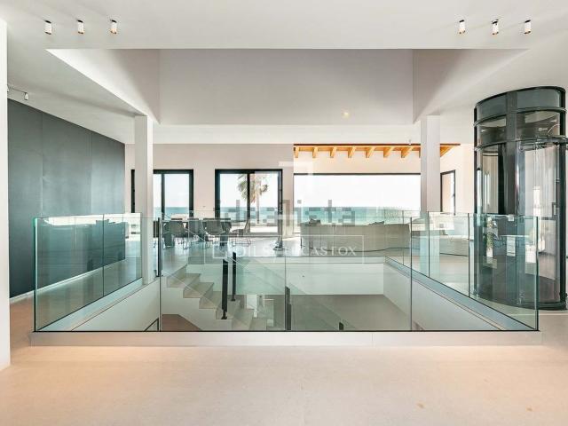 Chalet, Castelldefels