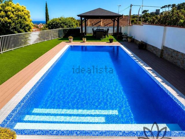 Chalet, Castelldefels