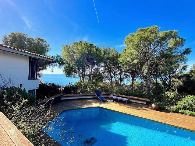 Chalet, Castelldefels