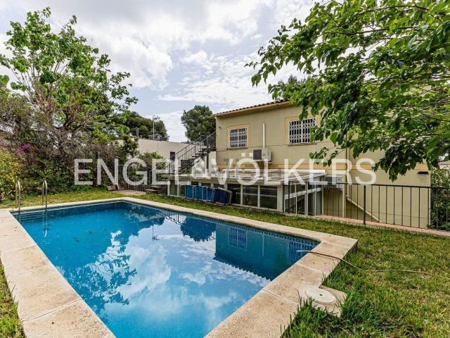 Chalet, Castelldefels
