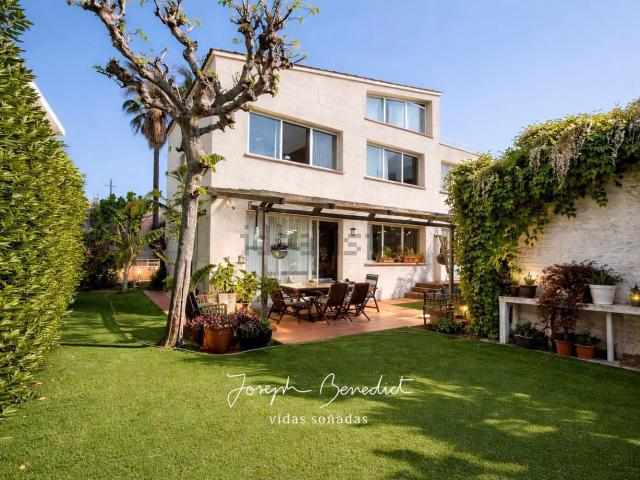 Chalet, Castelldefels