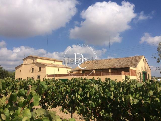 Chalet, Castellet i la Gornal