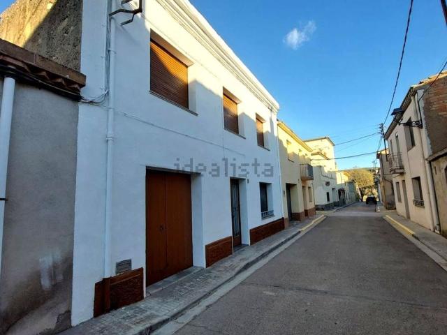 Chalet, Castellet i la Gornal