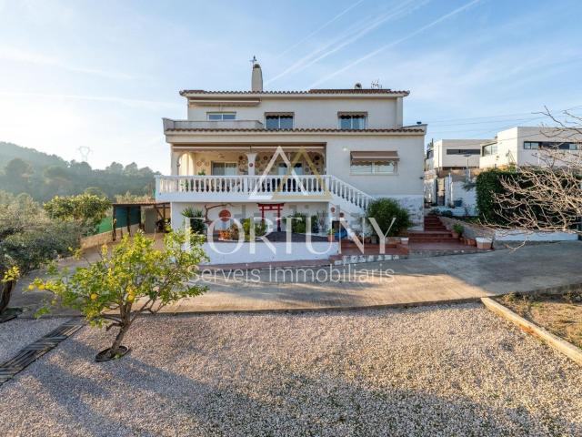 Chalet, Castellvell del Camp