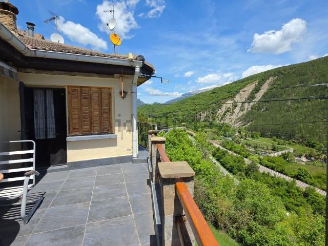 Chalet, Castiello de Jaca