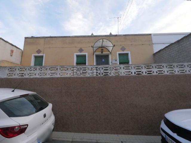 Chalet, Cañada