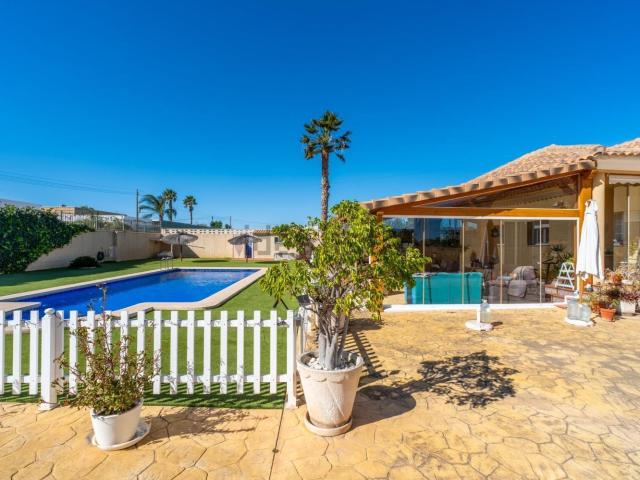 Chalet, Cañada del Fenollar