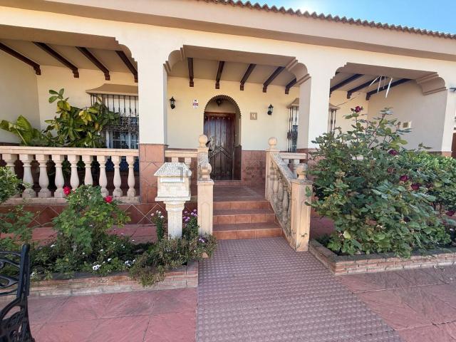 Chalet, Cañete la Real