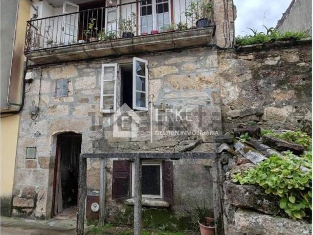 Chalet, Cee
