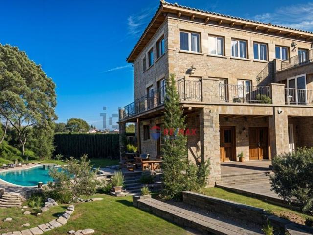 Chalet, Celrà