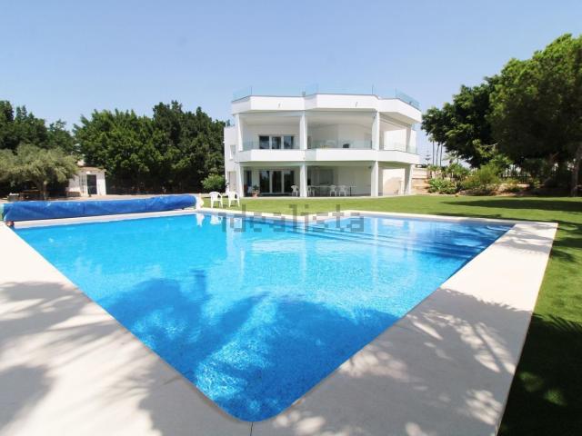 Chalet, Elche / Elx