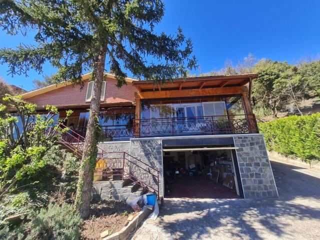 Chalet, Cercs