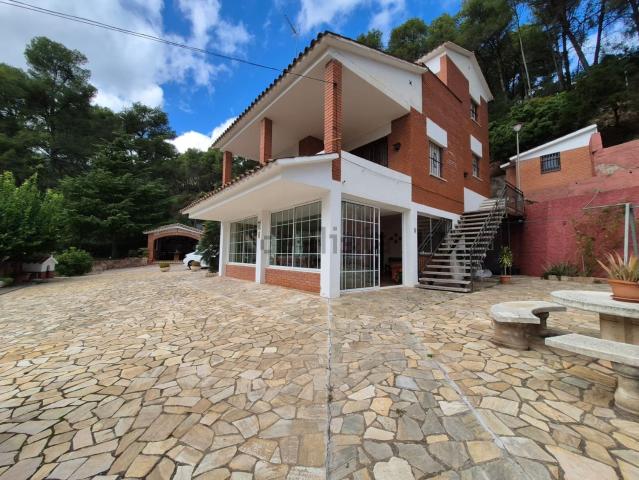Chalet, Cervelló