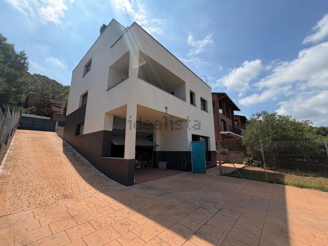 Chalet, Cervelló