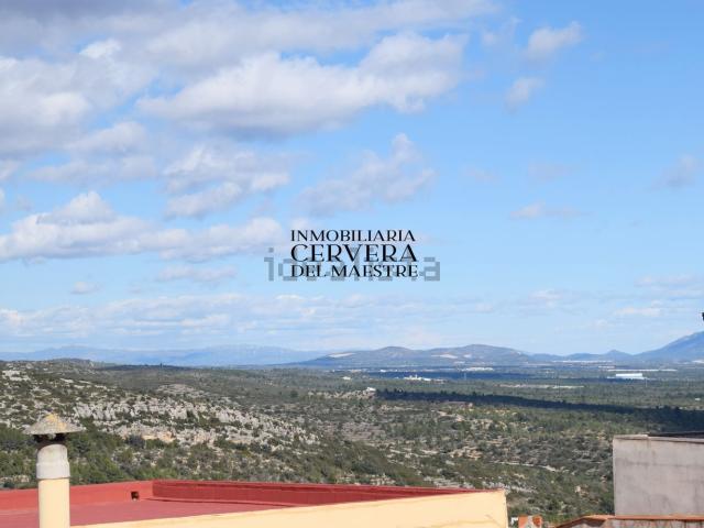 Chalet, Cervera del Maestre