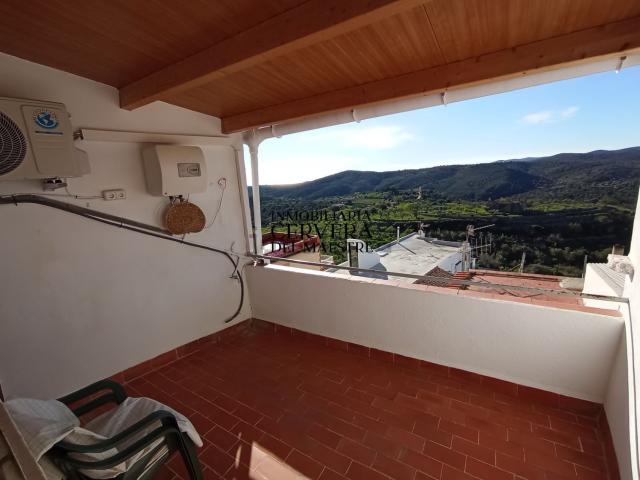 Chalet, Cervera del Maestre