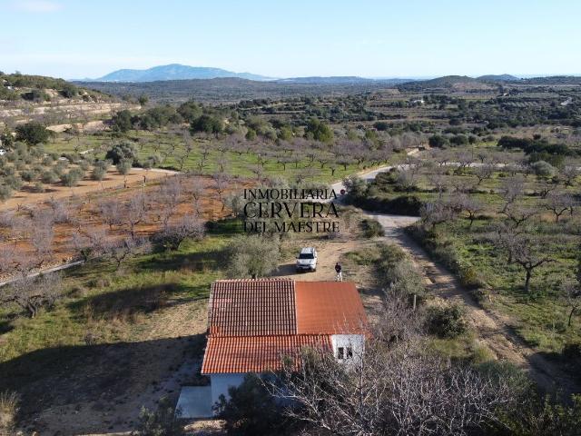 Chalet, Cervera del Maestre