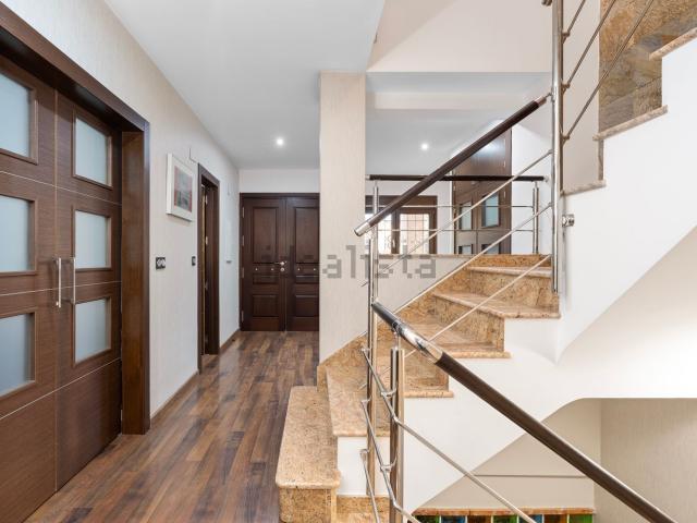 Chalet, Churriana de la Vega