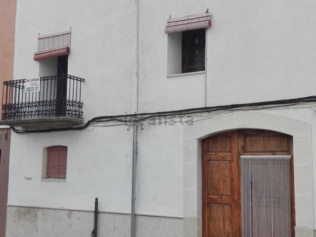 Chalet, Chert