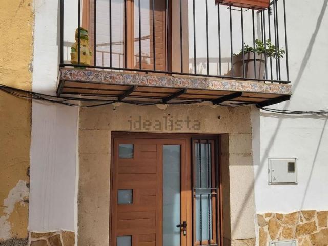 Chalet, Chert