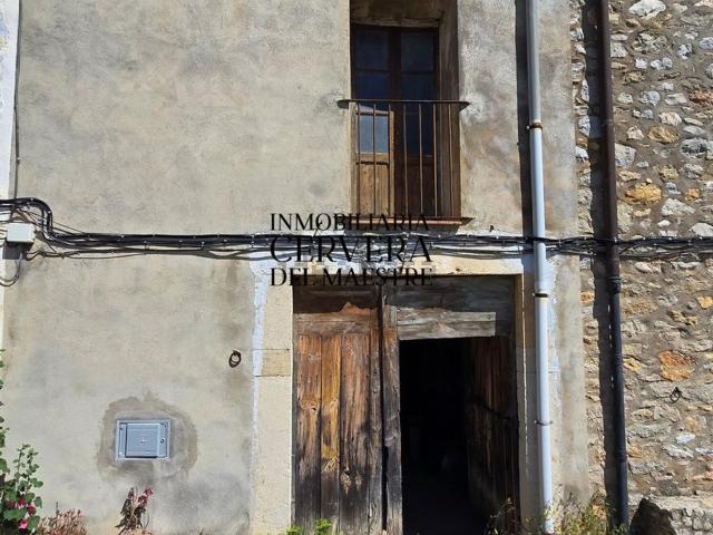 Chalet, Chert