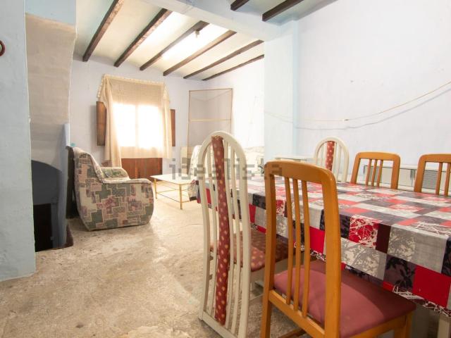 Chalet, Chovar