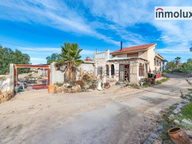 Chalet, Ciudad de Asís Font Calent El Bacarot, Alicante / Alacant