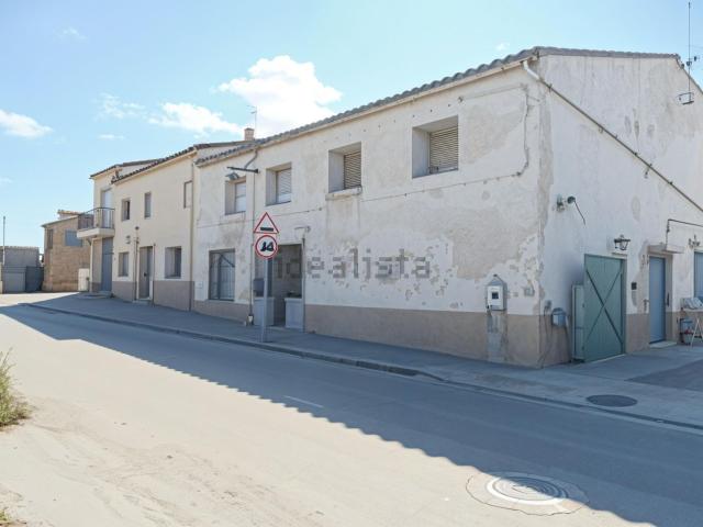 Chalet, Cruílles, Monells i Sant Sadurni de l&apos Heura