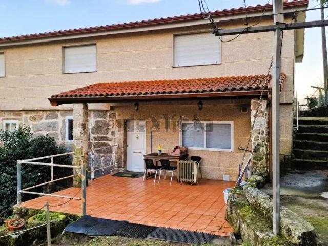 Chalet, Crecente