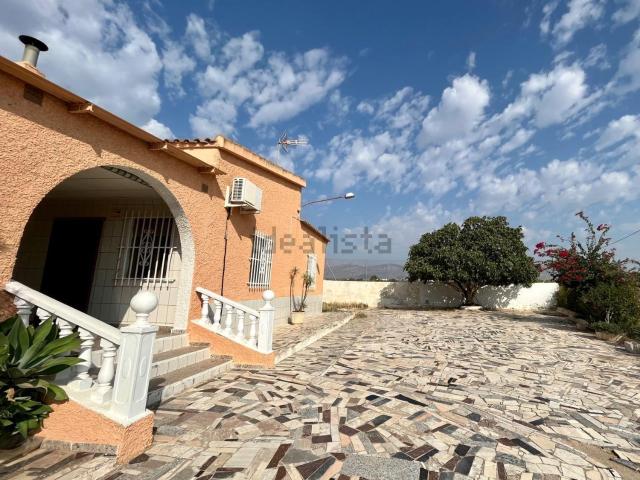 Chalet, Crevillente