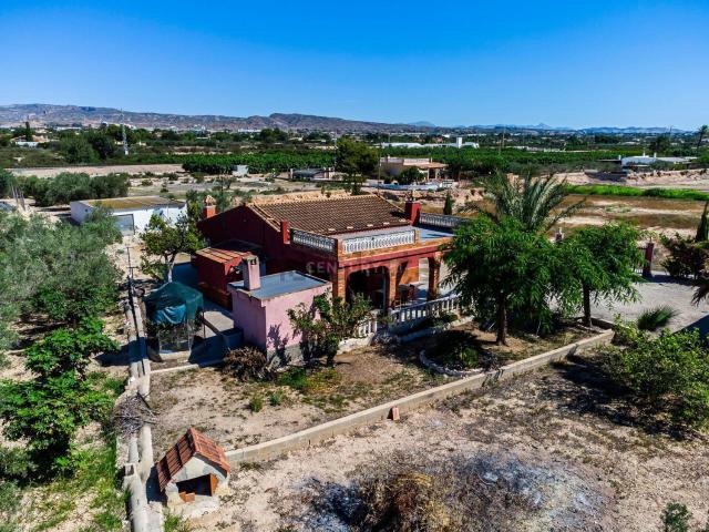 Chalet, Crevillente