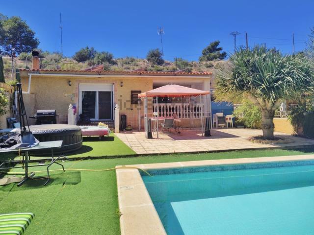 Chalet, Crevillente