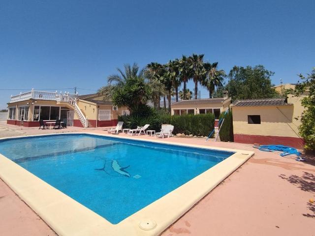Chalet, Crevillente