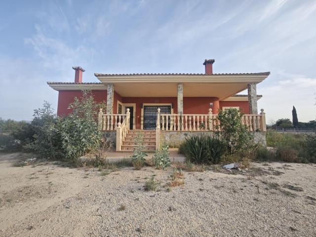 Chalet, Crevillente